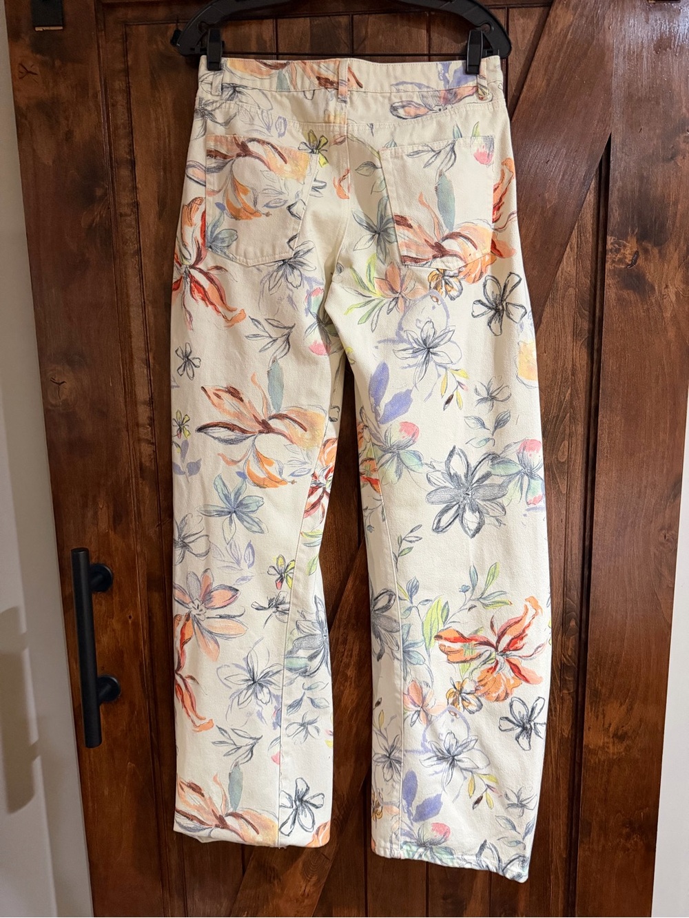 Steve Madden Rori Floral Barrel Leg Jeans in Vintage Ivory - Picture 7 of 10